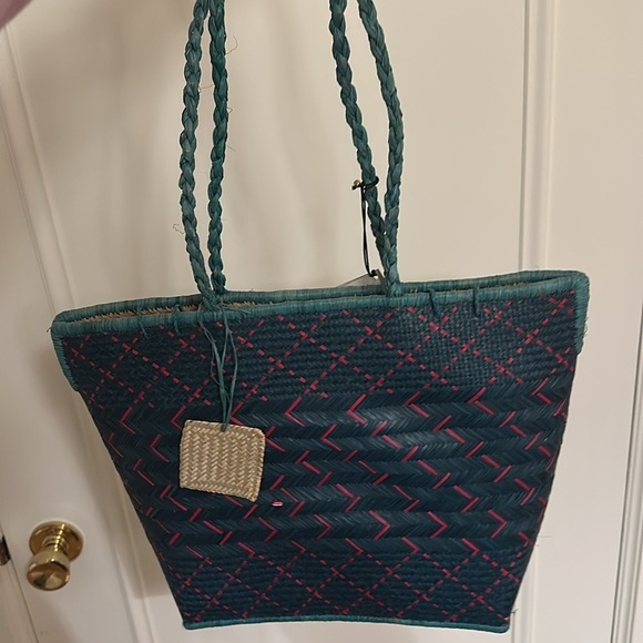 NWT Handmade Rattan Bag | Green & Red | Blessing Basket Fair Trade - Picture 10 of 10